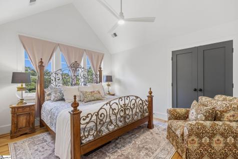 24 Claussen Avenue Greenville SC 29601