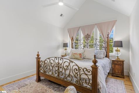24 Claussen Avenue Greenville SC 29601