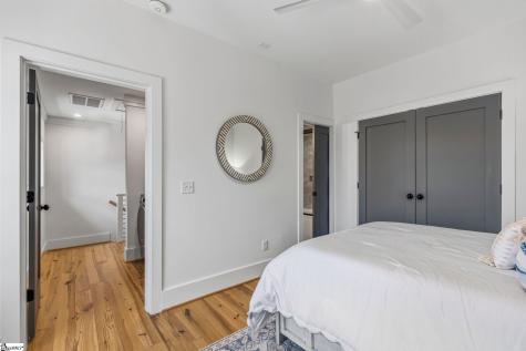 24 Claussen Avenue Greenville SC 29601
