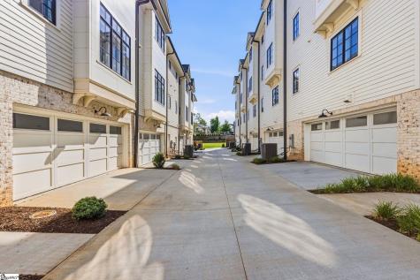 24 Claussen Avenue Greenville SC 29601