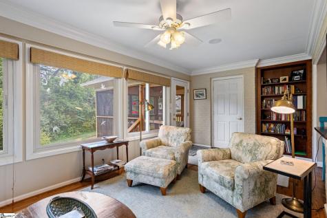 206 Mcdaniel Greene Greenville SC 29601