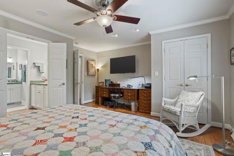 206 Mcdaniel Greene Greenville SC 29601