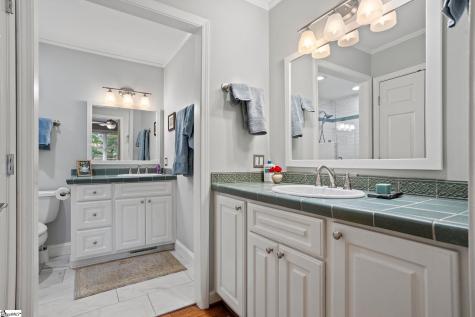 206 Mcdaniel Greene Greenville SC 29601