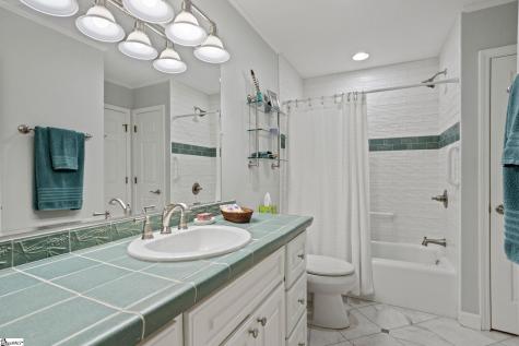 206 Mcdaniel Greene Greenville SC 29601