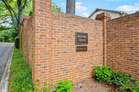 206 Mcdaniel Greene Greenville SC 29601