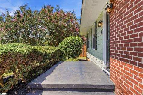 18 Bent Twig Drive Greenville SC 29605