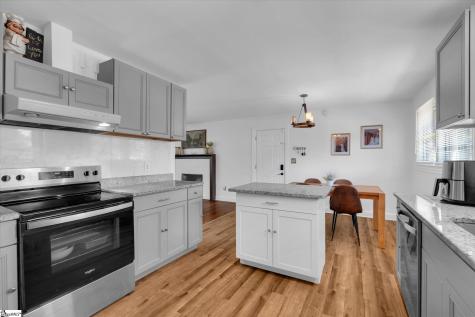 305 Pine Knoll Drive Greenville SC 29609