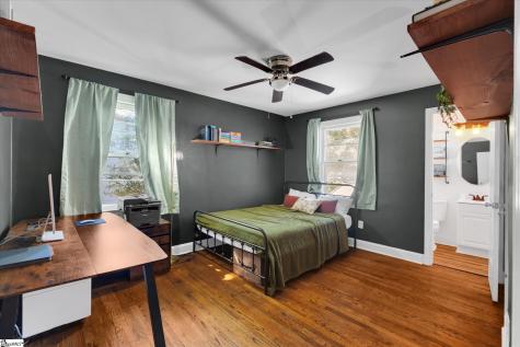 305 Pine Knoll Drive Greenville SC 29609