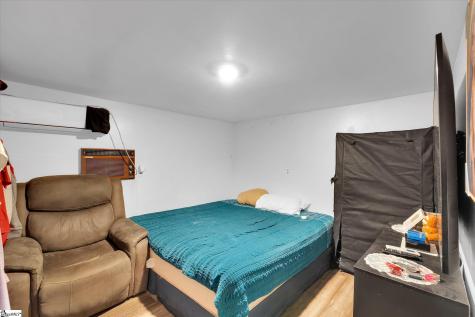 305 Pine Knoll Drive Greenville SC 29609