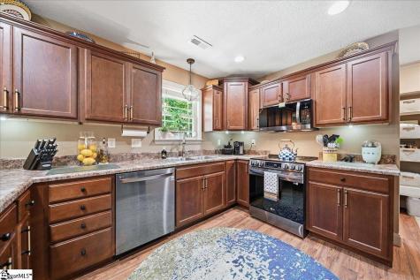 739 Kingswood Valley Drive Moore SC 29369
