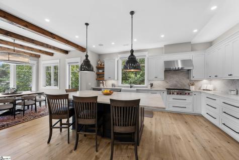321 Wake Robin Drive Sunset SC 29685