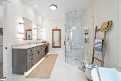 321 Wake Robin Drive Sunset SC 29685