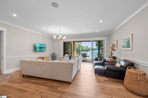 321 Wake Robin Drive Sunset SC 29685