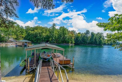 321 Wake Robin Drive Sunset SC 29685