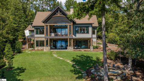 321 Wake Robin Drive Sunset SC 29685