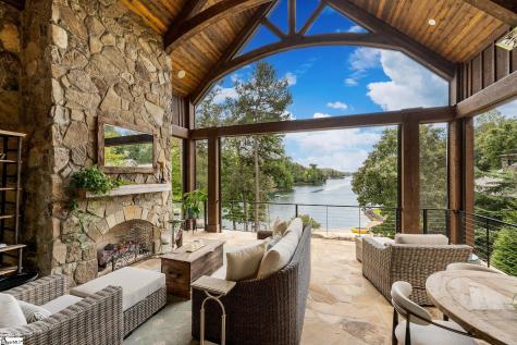 321 Wake Robin Drive Sunset SC 29685
