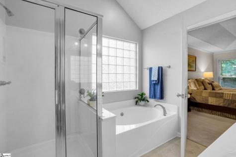 6 Kingsbury Way Greenville SC 29617