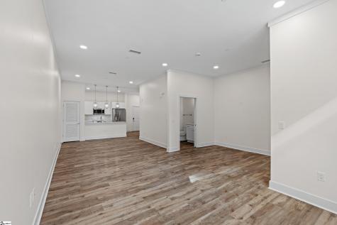 98 E Mcbee Avenue Greenville SC 29601