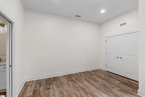 98 E Mcbee Avenue Greenville SC 29601