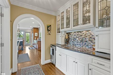 98 Woodvale Avenue Greenville SC 29605