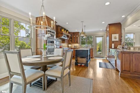 98 Woodvale Avenue Greenville SC 29605