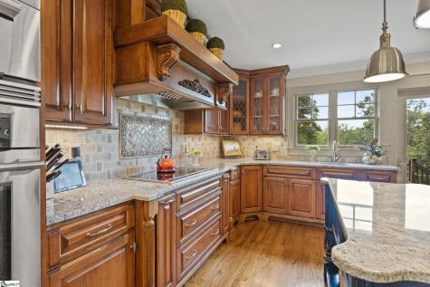 98 Woodvale Avenue Greenville SC 29605