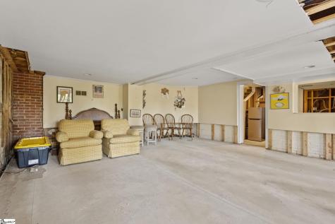 98 Woodvale Avenue Greenville SC 29605