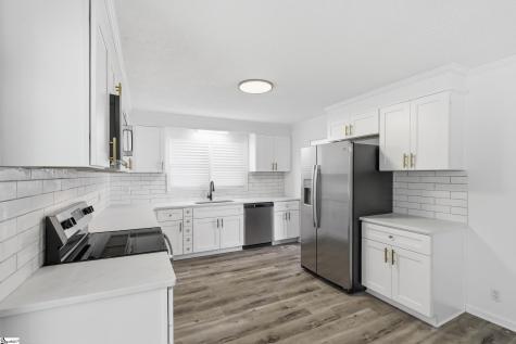 49 Foxhall Road Greenville SC 29605