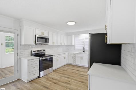 49 Foxhall Road Greenville SC 29605