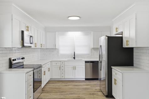 49 Foxhall Road Greenville SC 29605