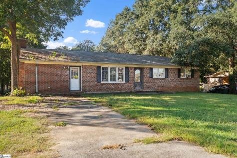 714 Evelyn Drive Seneca SC 29678