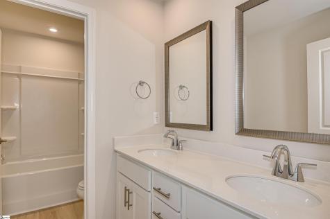 115 River Knoll Drive Easley SC 29640
