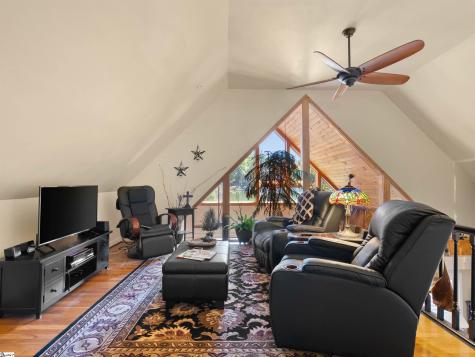 339 Jumping Branch Road Tamassee SC 29686