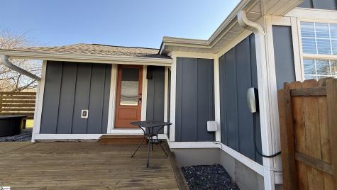 16 Crystal Avenue Greenville SC 29605