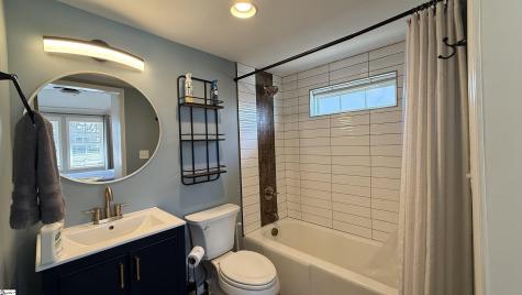 16 Crystal Avenue Greenville SC 29605