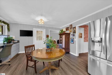 4 Hodgens Drive Greenville SC 29617