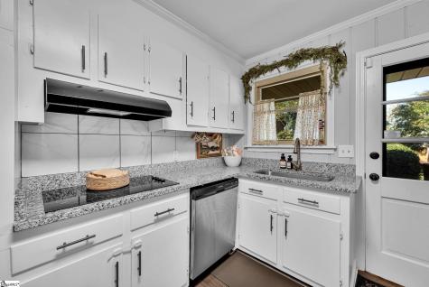 4 Hodgens Drive Greenville SC 29617
