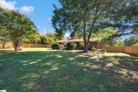 4 Hodgens Drive Greenville SC 29617
