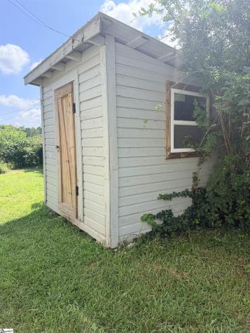 901 Goddard Avenue Seneca SC 29678