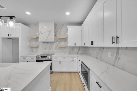 124 Lyman Avenue Duncan SC 29344