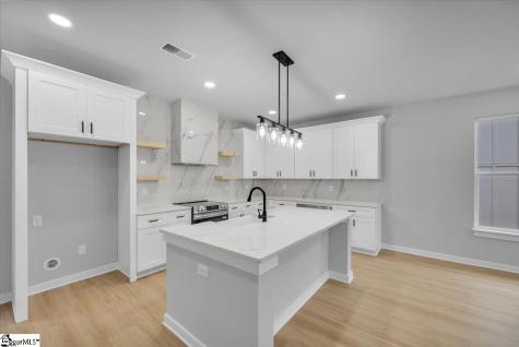 124 Lyman Avenue Duncan SC 29344