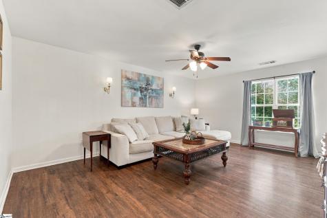 9 Hollow Tree Way Greenville SC 29605