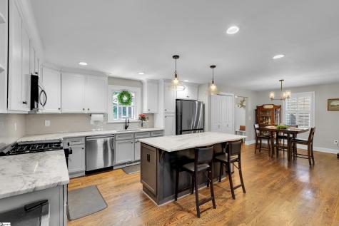 204 Lowndes Avenue Greenville SC 29607