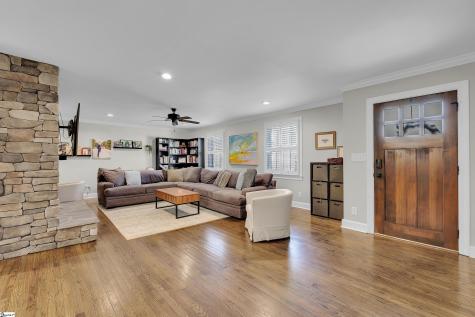 204 Lowndes Avenue Greenville SC 29607