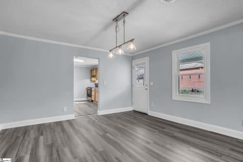 215 W Roosevelt Drive Anderson SC 29626