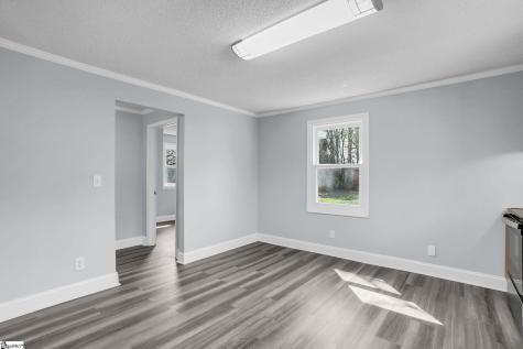 215 W Roosevelt Drive Anderson SC 29626