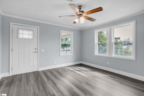 215 W Roosevelt Drive Anderson SC 29626