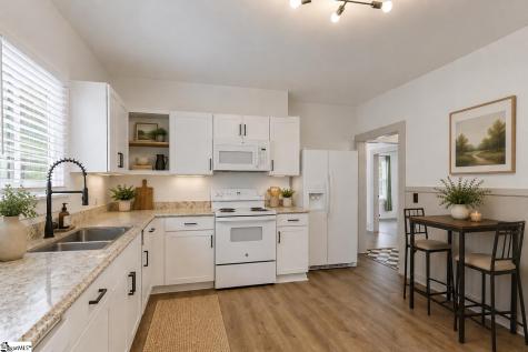 5 Conyers Street Greenville SC 29609
