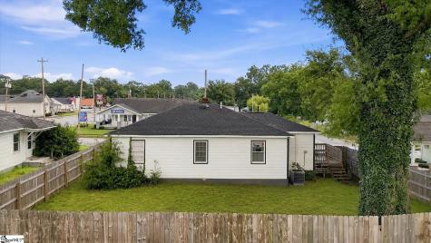 305 Poplar Street Gaffney SC 29341