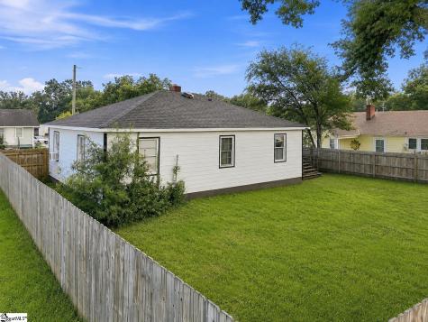 305 Poplar Street Gaffney SC 29341
